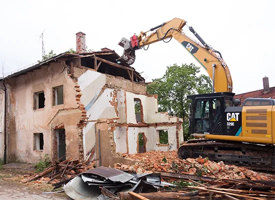 Demolição de Casa na Vila Carrão
